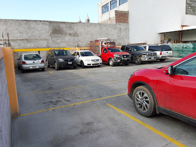 Estacionamiento Echavarri 24horaspension 24hrs.